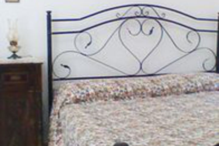 Room 9 of 20