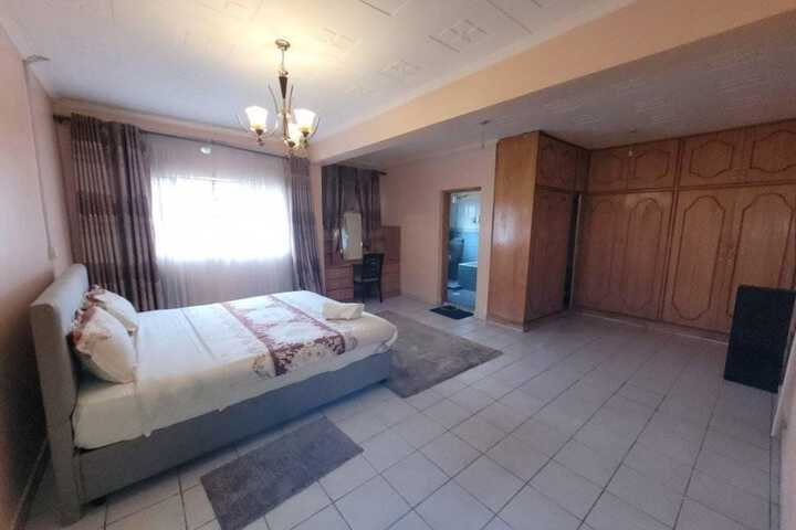 Room 16 of 20