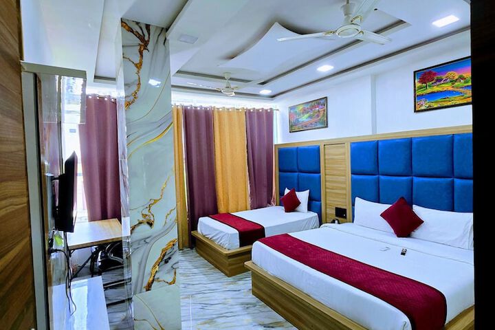 Room 9 of 60