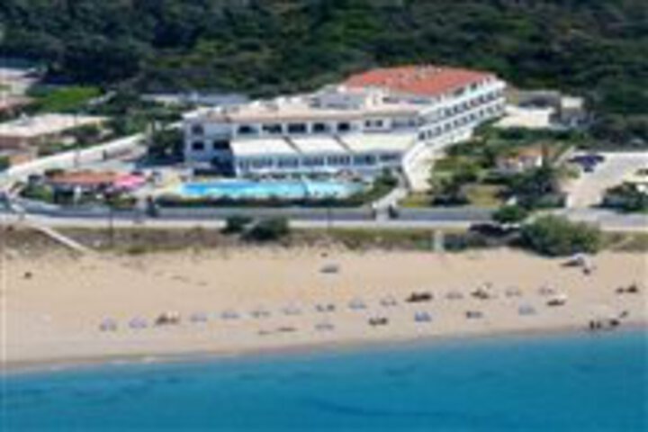BELLE HELENE HOTEL