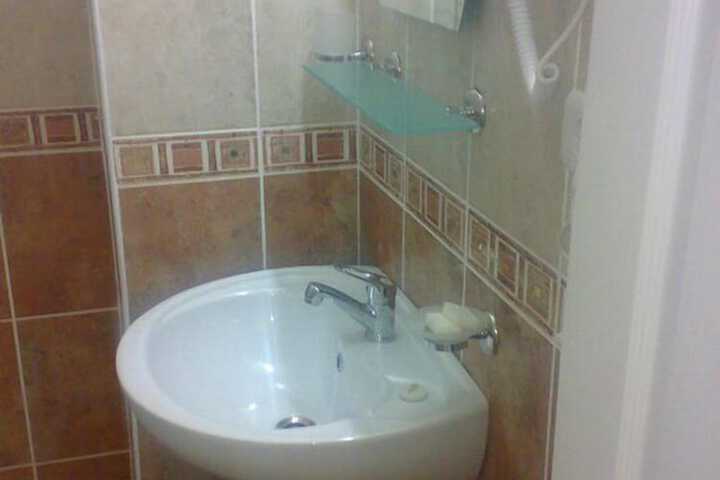 Room 7 of 29