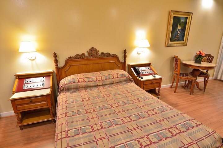 Room 26 of 64