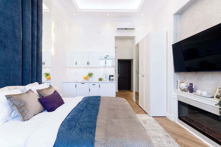 Room 45 of 119