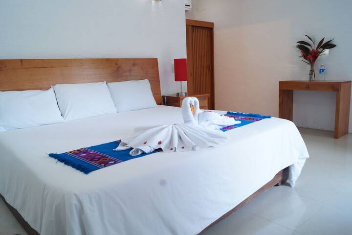 Room 5 of 97