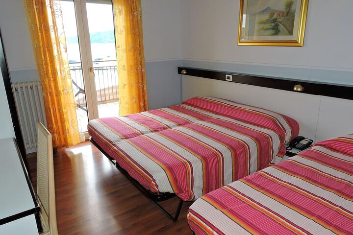 Room 8 of 21