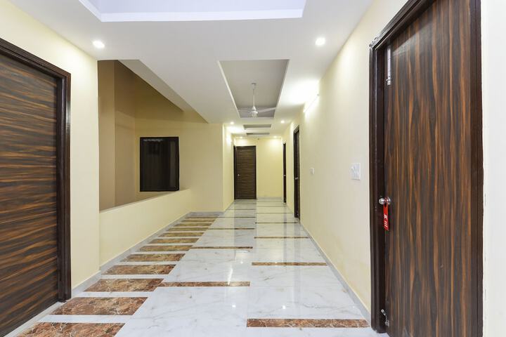 OYO 15834 SHUBHANGNI RESIDENCY