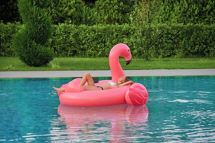 Pool 43 of 100