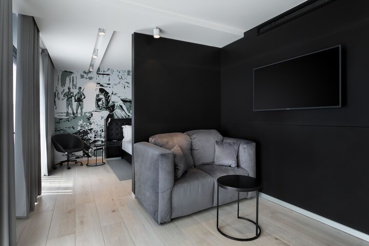 Room 52 of 127