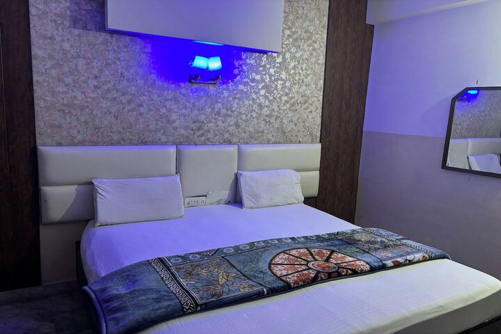 Room 15 of 39
