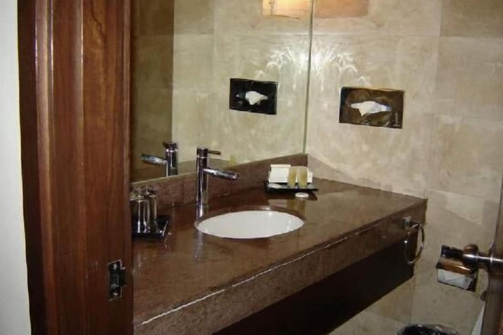 Bath Interior
