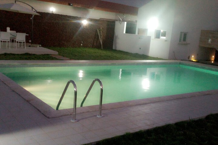 Pool 20 of 32
