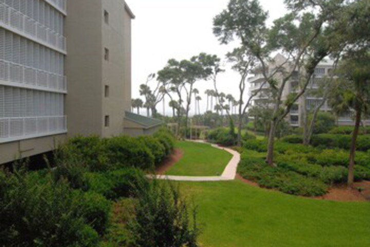 Property Grounds 28 of 32