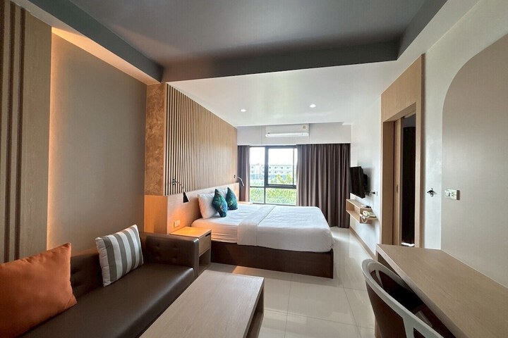 Room 14 of 101