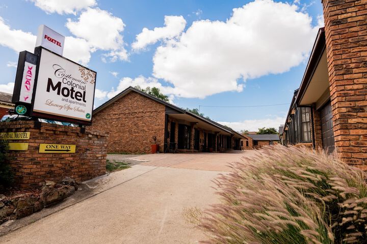Exterior of Castlemaine Colonial Motel and Apartments