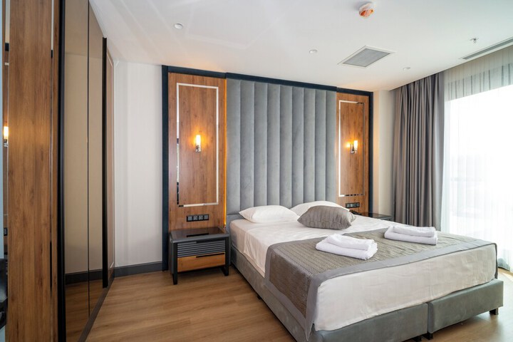 Room 15 of 92