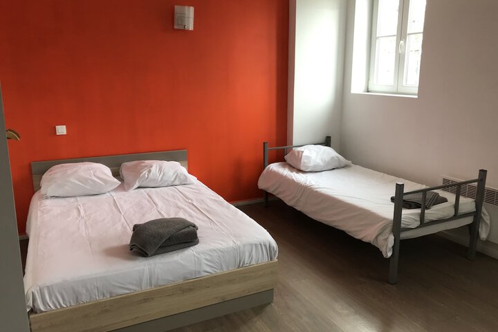 Room 14 of 158