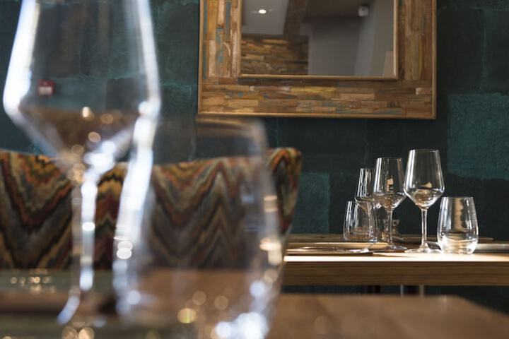Dining 42 of 61