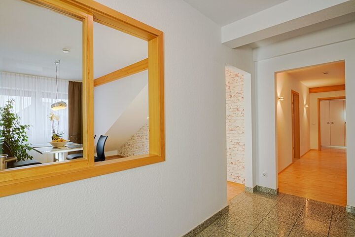 Room 18 of 53