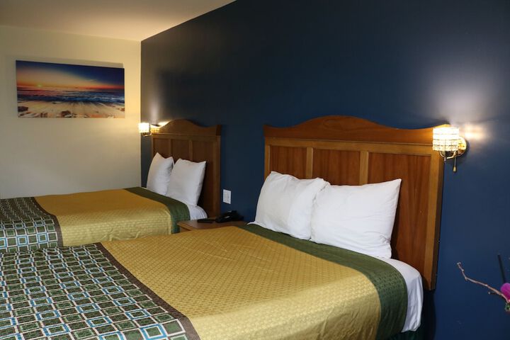 Double Premium King Bed (1 of 9)