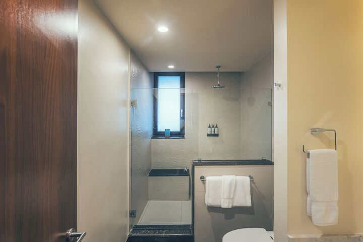 Room 60 of 122