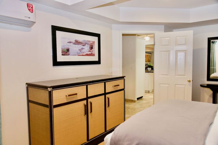 Room 51 of 159