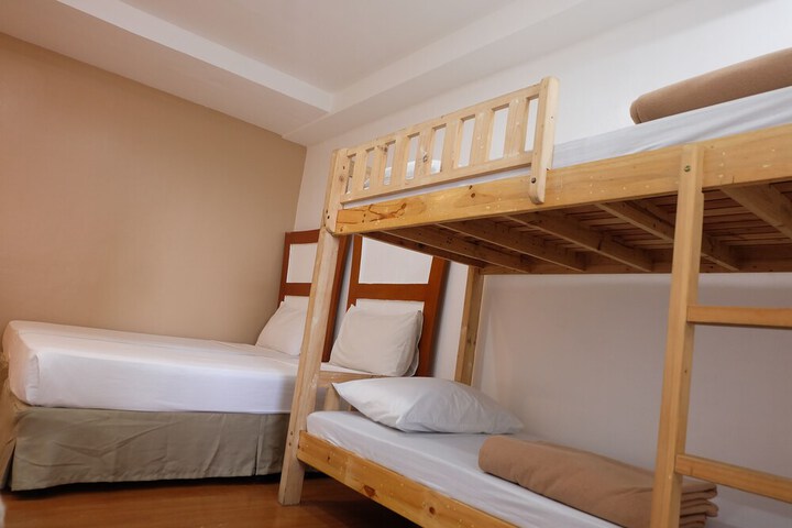 Room 60 of 89