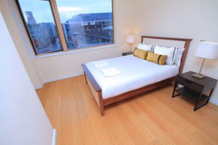 Room 14 of 22