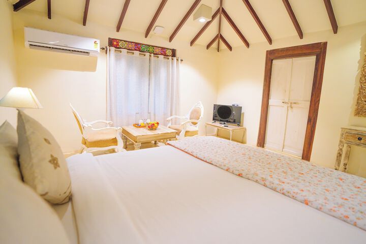 Room 12 of 96
