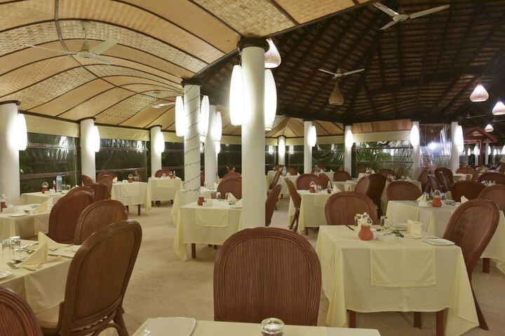 Dining 72 of 134