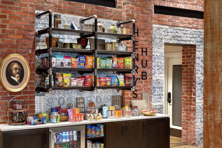 Snack bar