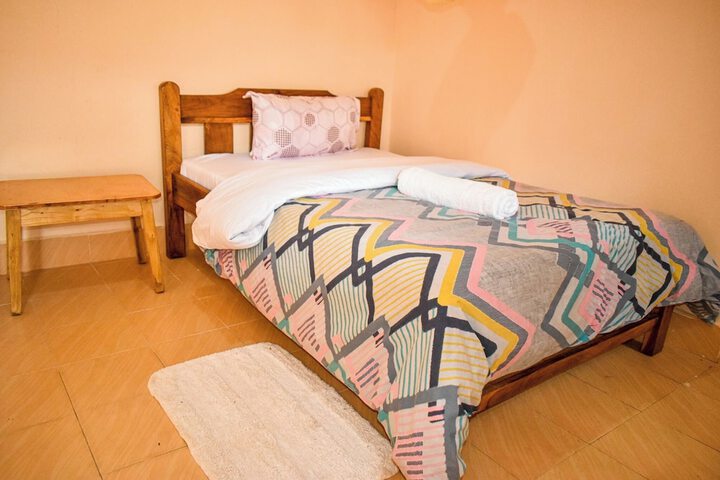 Room 4 of 30