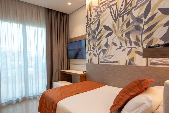 Room 46 of 136