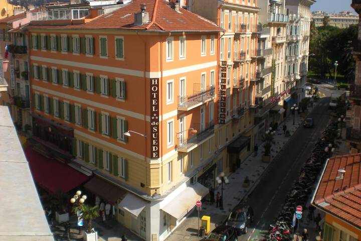 Hotel 41 of 42