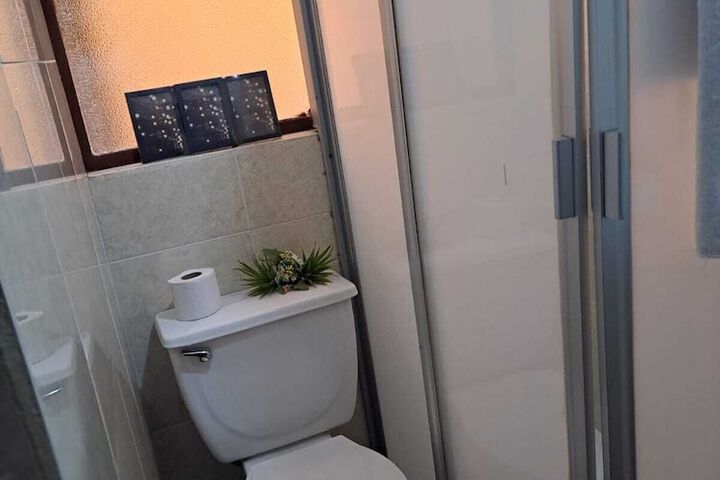 Room 15 of 18