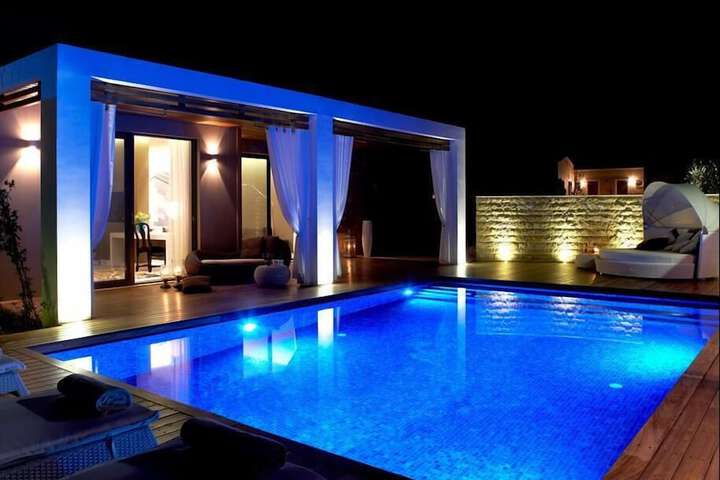 Pool 114 of 185