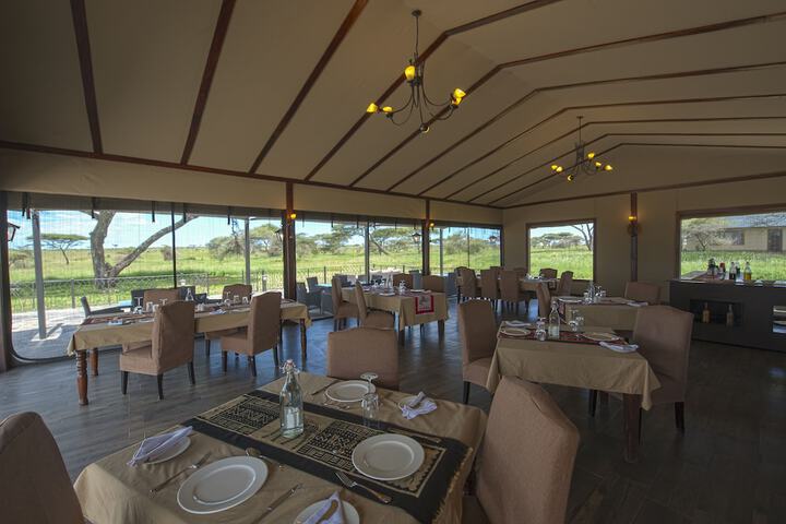Dining Photos