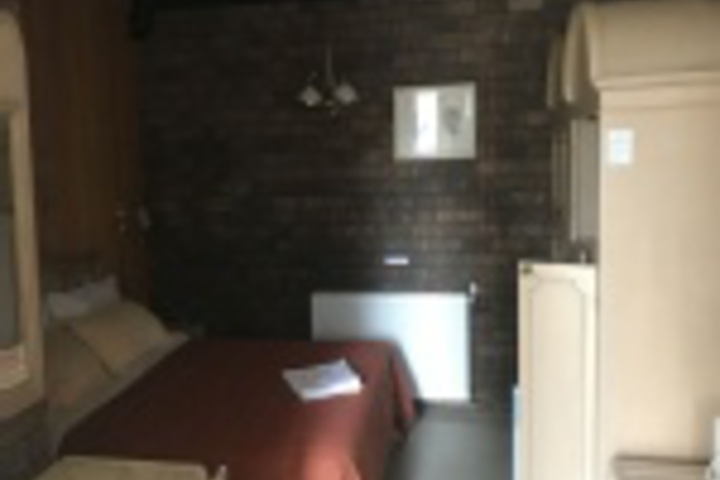Room 132 of 312