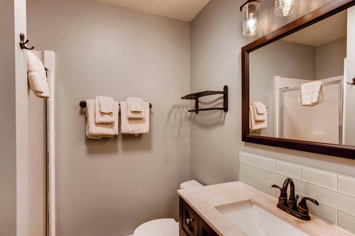 Room 192 of 229