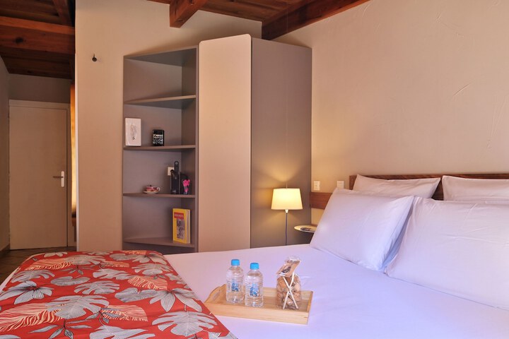 Room 15 of 83