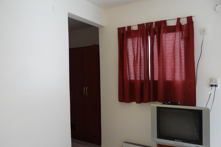 Room 6 of 21