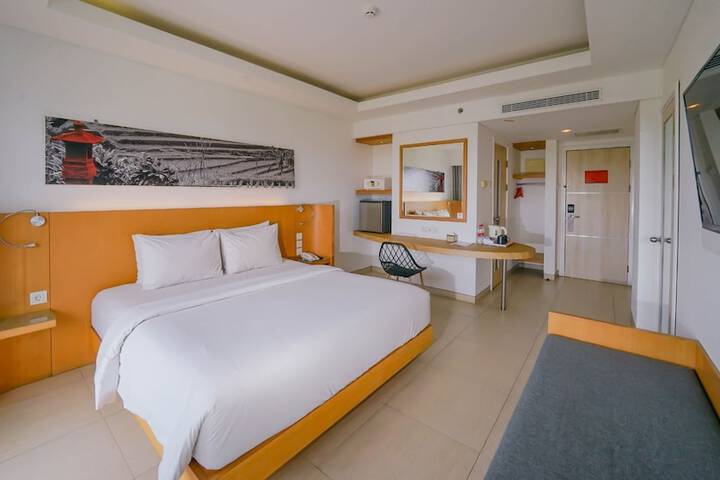Room 9 of 31