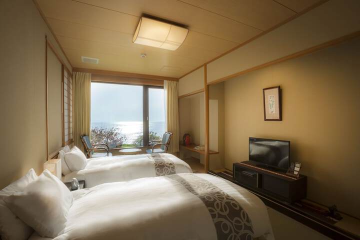 Room 40 of 73