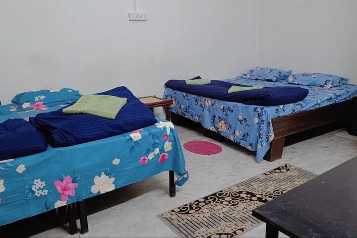 Room 3 of 18