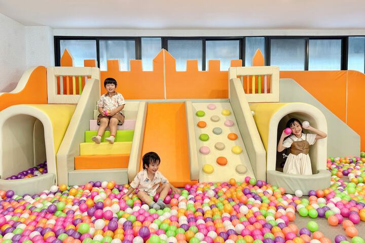 Childrens Activities 109 of 165