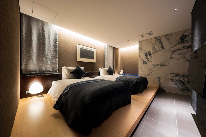 Room 15 of 71