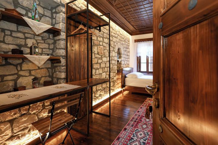 Oda e Gurit Boutique Hotel