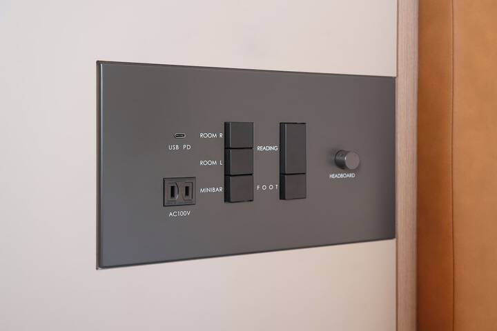 Room 26 of 146