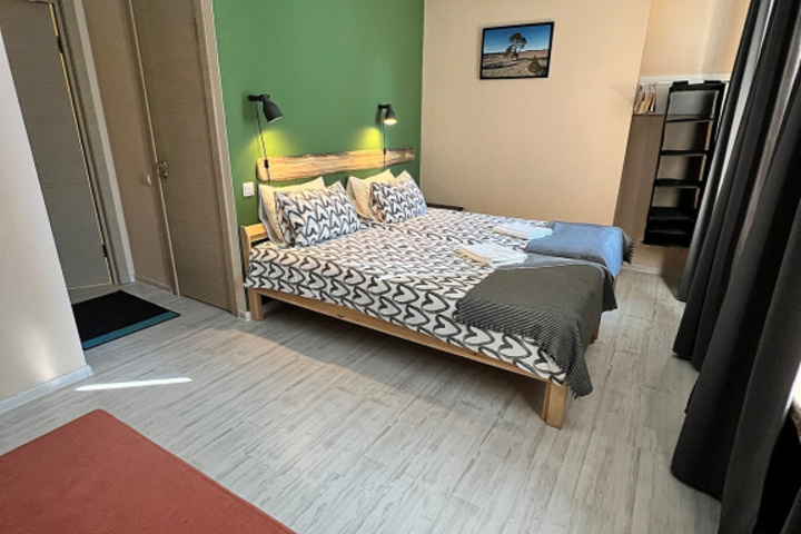 Room 17 of 17
