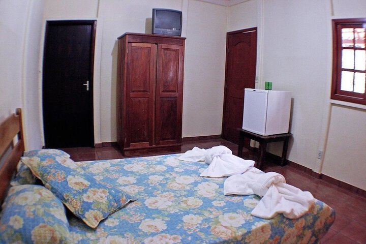Room 2 of 19
