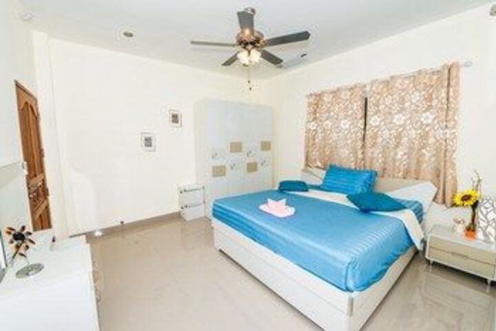 Room 20 of 53